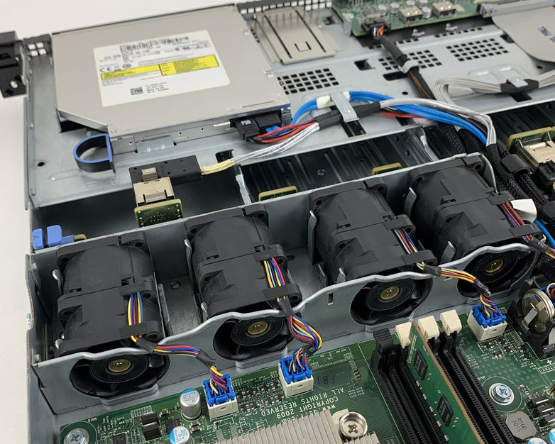 Dell PowerEdge R410 Server 2x Xeon E5606 2.13GHz 4 GB RAM Perc S300 NO HDD NO OS