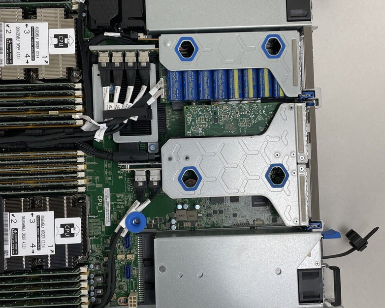Netapp NAF-1703 Server 2x Intel Xeon Gold 5120 2.2GHz 738GB RAM No HDD No OS