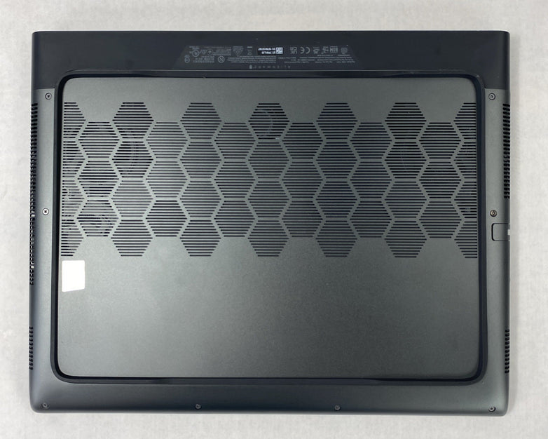 Alienware M16 R1 Core i9-13900HX 1.48 GHz 16 GB RAM RTX 4070 16" No HDD No OS