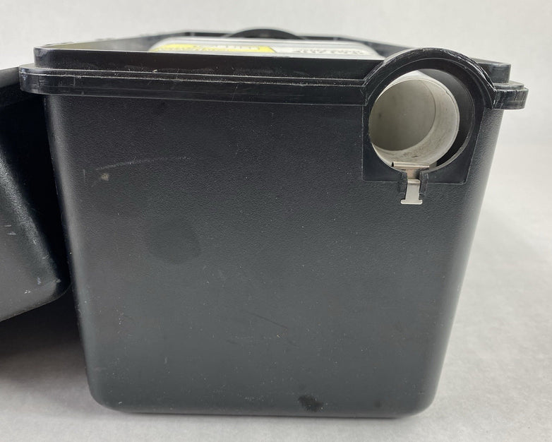 3M Model 497 Portable Electronics Service Vacuum No Power Cord No Attachments