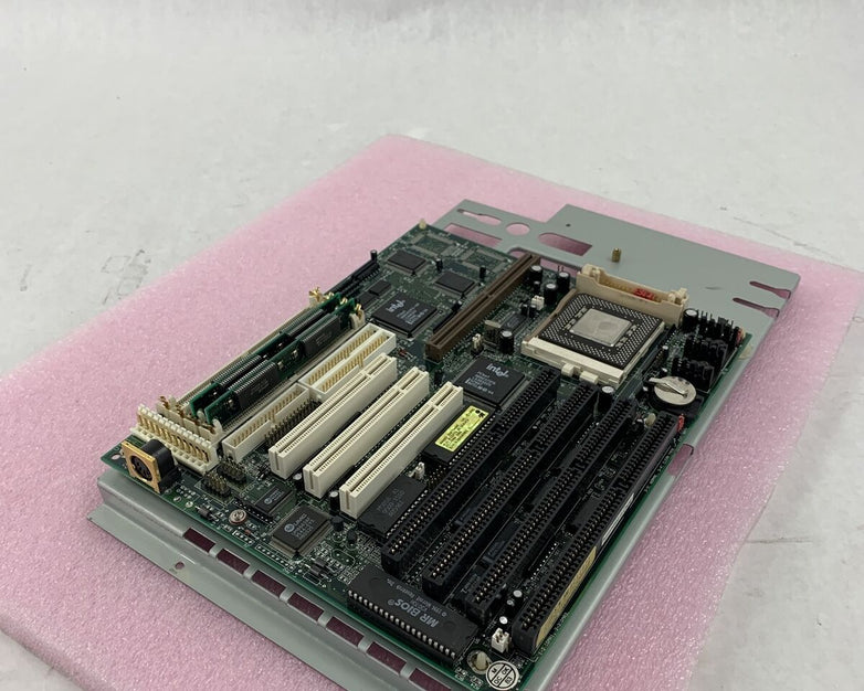 FUGITech 430FX MB Intel Pentium MMX 100MHz 16MB RAM