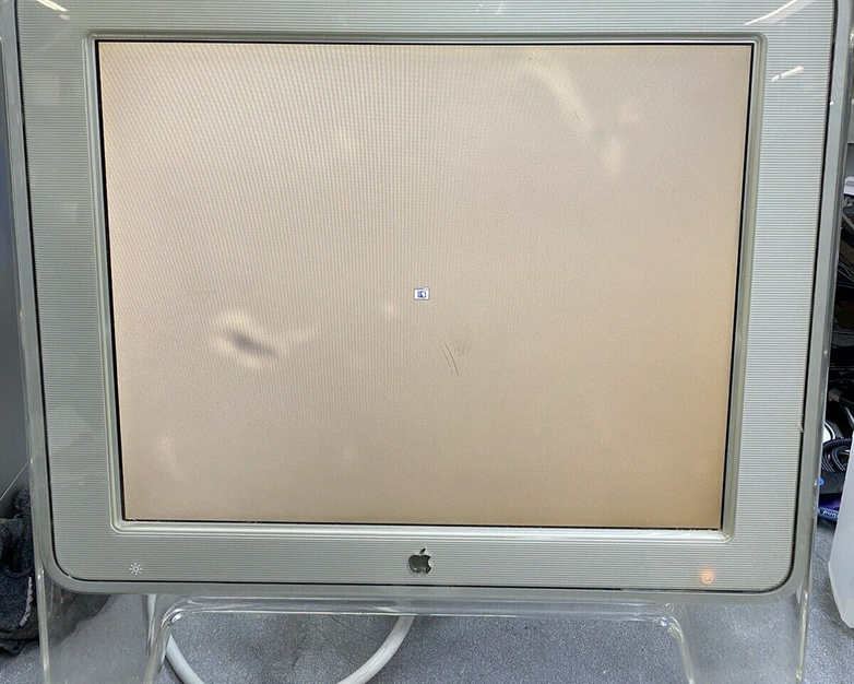 Apple M7649 Studio Display 17" ADC Monitor SHADOWS Sratches Grade C