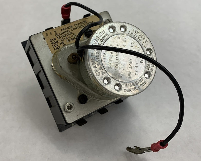Cramer Division Conrac Corp P28LAA22 Type 117 Motor