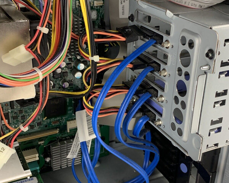 IBM xSeries 206m Server 1x Pentium 4 3.2 GHz 1 GB Ram No OS No HDD