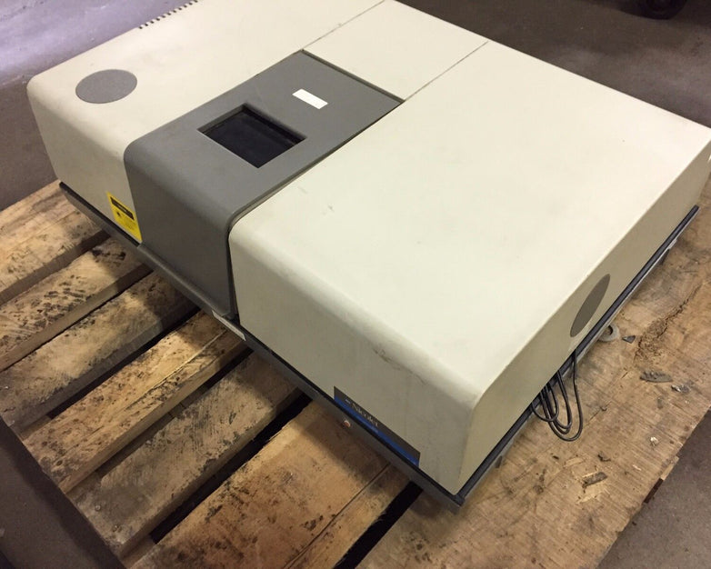 Nicolet FTIR Spectrometer Model 20DXB S/N 8503317
