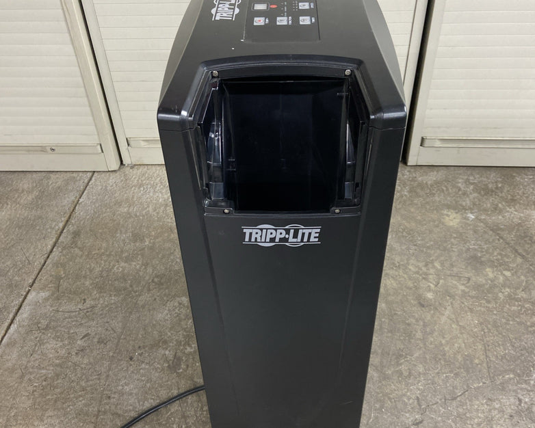 Tripp Lite SRCOOL12K Portable Air Conditioner 1400w - Parts or Repair