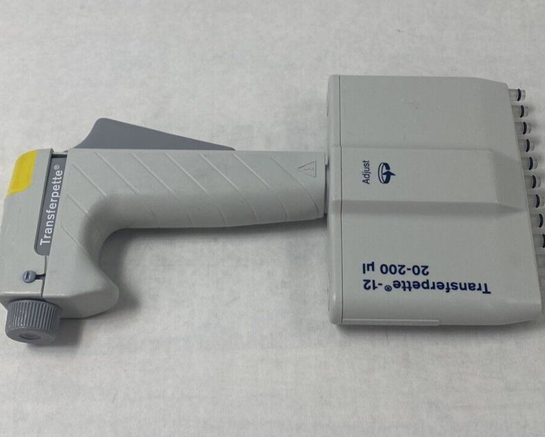 BrandTech Transferpette-12 20-200 uL 12-Channel Pipette