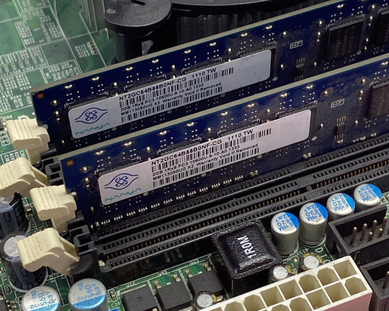 DFI PT330 Motherboard Intel Core i5-650 3.2GHz 4GB RAM w/ Shield