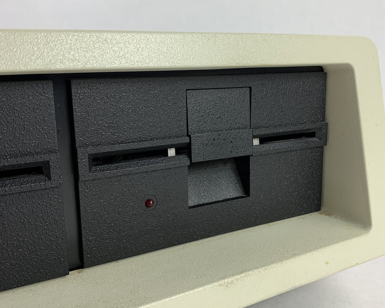 IBM 5150 Personal Computer Desktop Computer Boots to Parity Check 1 No HDD No OS