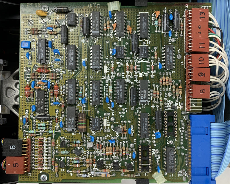 IBM 5150 Personal Computer Desktop Computer Boots to Parity Check 1 No HDD No OS
