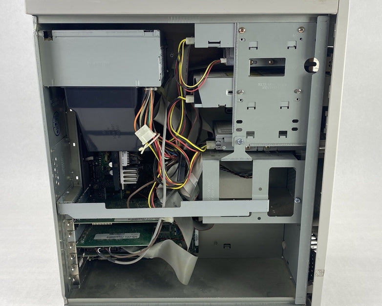 Gateway TBR3 550 PIII Pentium III 550MHz 128MB RAM No HDD No OS