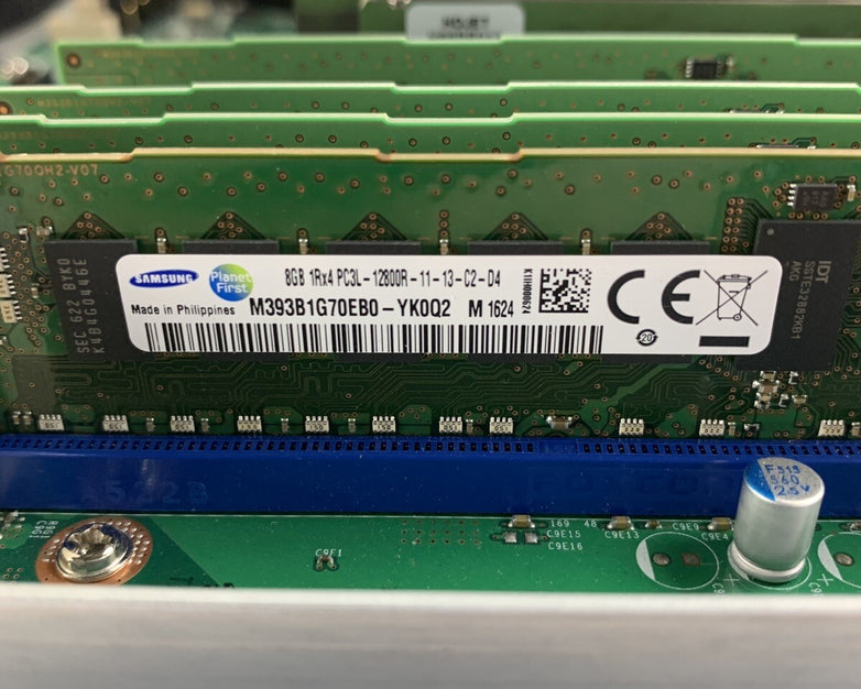Tintri SYS-T820 24x HDD Dual Controller Blade 1x E5-2420 2.2 GHz 32 GB No HDD/OS