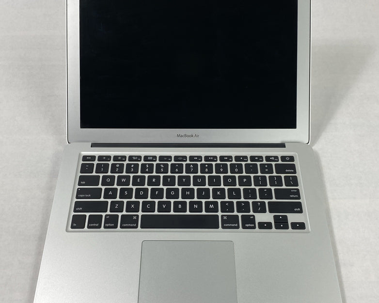 Apple MacBook Air A1466 2015 13" 1.6GHz i5 4GB RAM 256GB SSD os11.7.1 723 Cycles