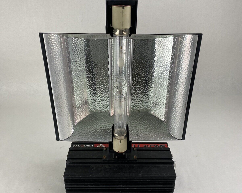 Vanquish 630WCMH All in One Grow System Tested