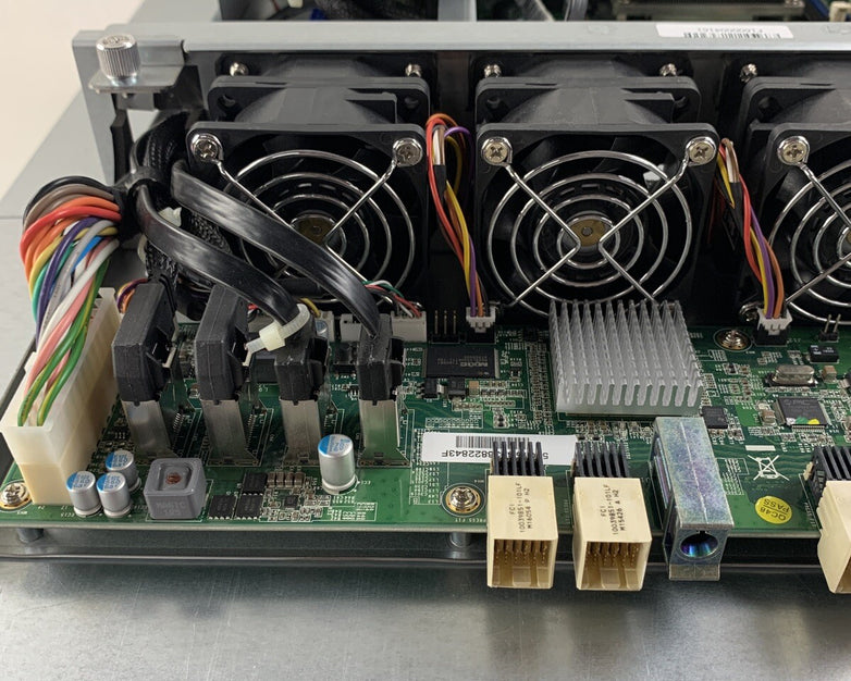 Tintri SYS-T820 24x HDD Dual Controller Blade 1x E5-2420 2.2 GHz 32 GB No HDD/OS