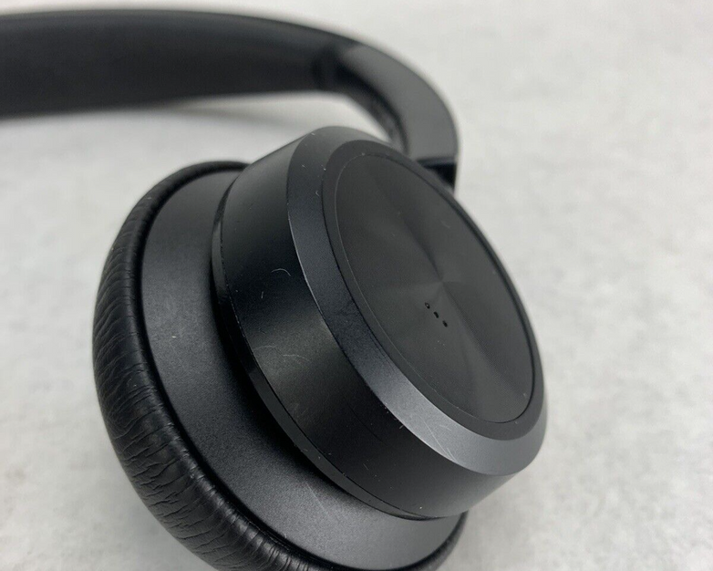 Plantronics Poly Voyager Focus 2 Wireless Headset