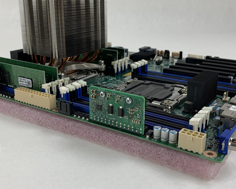 Intel S2600CW Motherboard H12883-273 1x Xeon E5-1620V4 3.5 GHz 32 GB Ram Tested