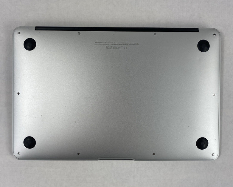 Apple MacBook Air A1465 2015 11" 1.6Ghz i5 4GB RAM 120GB SSD os11.7.1 706 Cycles