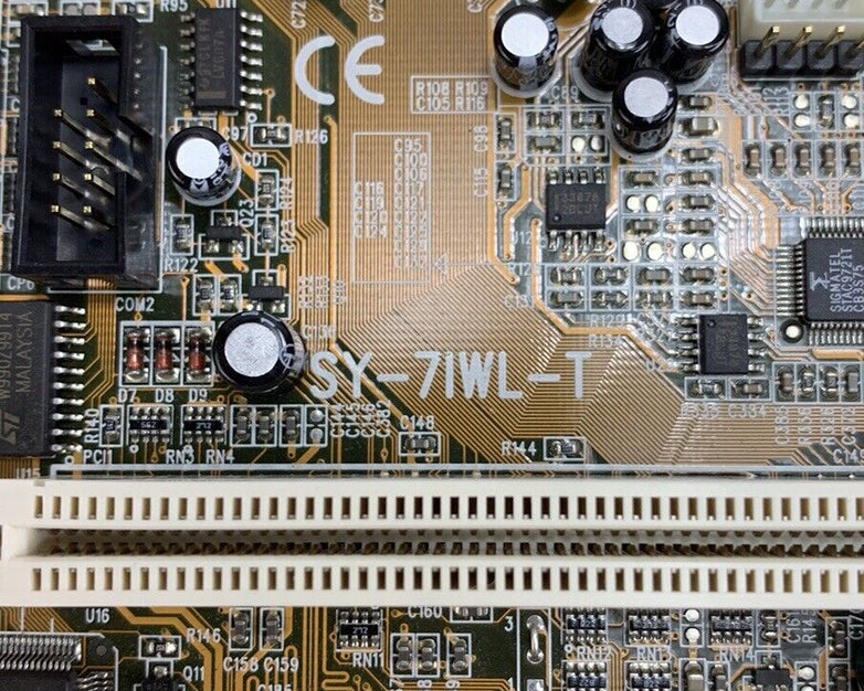 Soyo SY-71WL-T LI-7000 Motherboard Intel Celeron 400MHz 32MB RAM w/ Shield