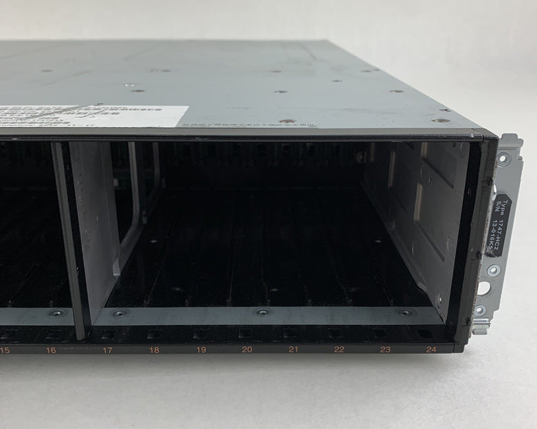 IBM 1747-HC2 69Y2921 170-6070-01 System Storage Enclosure Chassis 2x Power Supp