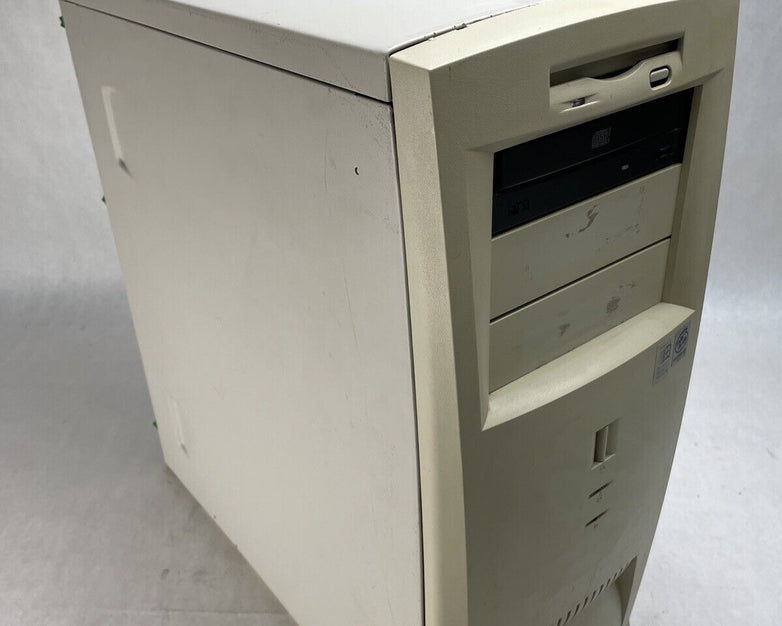 Compaq DeskPro P550 MT Intel Pentium III 550MHz 384MB RAM No HDD No OS
