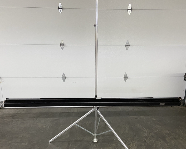 Draper Diplomat Tripod Portable 96" Projector Screen Screen