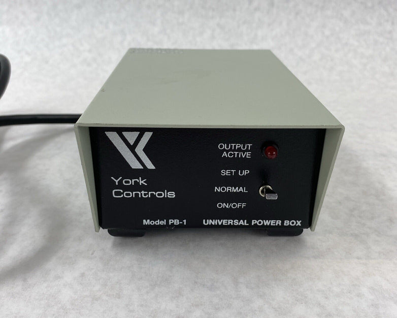 York Controls PB-1 Universal Power Box 120VAC 50/60 Hz 10 Amps Max