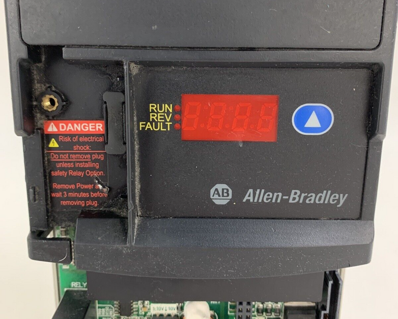 Allen Bradley 22D-D1P4N104 PowerFlex 40P AC Drive 0.4W/0.5 380-480V Untested