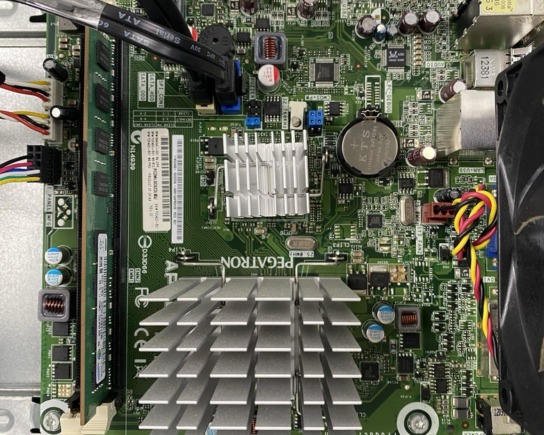 HP P2-1334 MT AMD E1-1200 1.40GHz 4GB RAM No AC Adapter No HDD No OS
