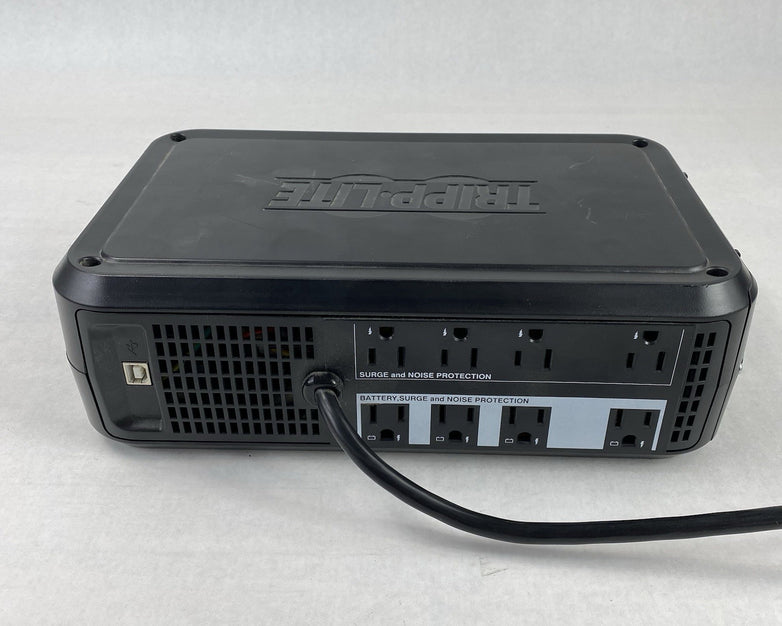 TrippLite OMNI900LCD 475W UPS Battery Backup No Battery Power Tested