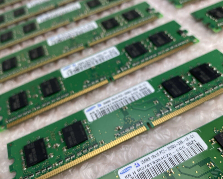 256MB Samsung 1Rx16 PC2-3200U-333-12-C1 Memory M378T3354CZ0-CCC Lot Of 16