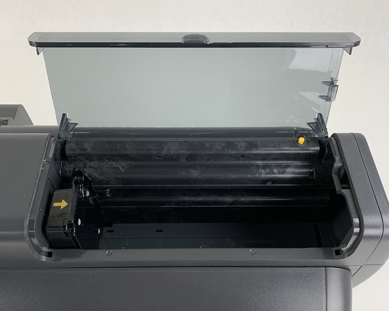 Zebra ZXP Series 7 Z71-U00C0000US00 Card Printer No Ribbon