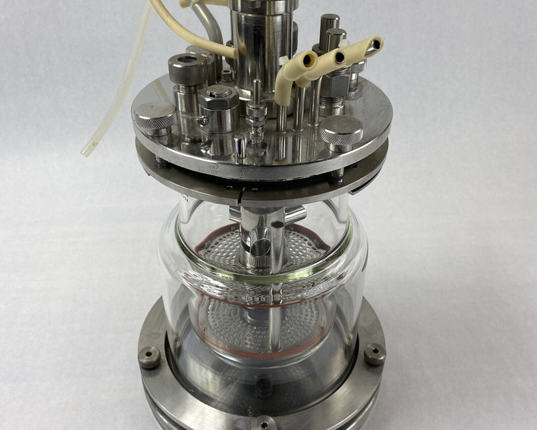 New Brunswick Scientific C842 Glass Jacketed Vessel Bioreactor