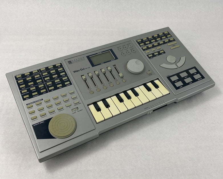 Oregon Scientific Wav DJ VM-108 Musical Sound Generator Synthesizer