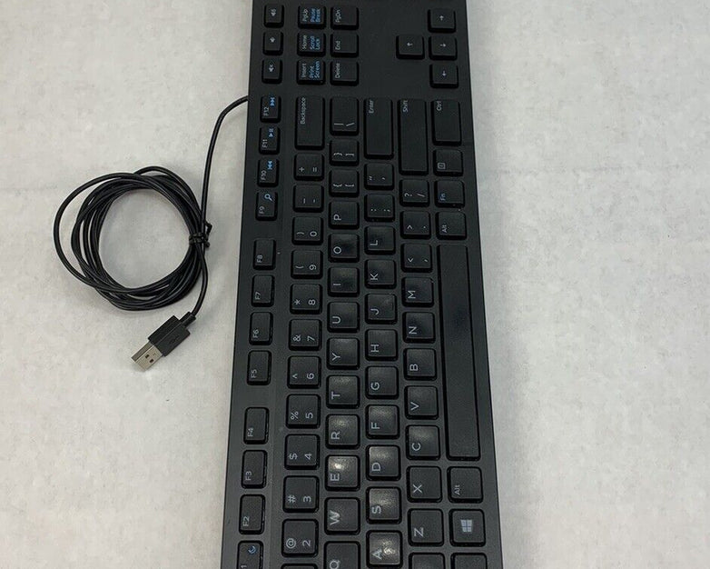 Dell KB216t Wired USB Keyboard (Lot of 4)