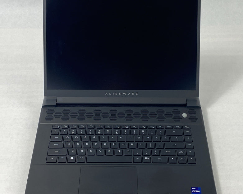 Alienware M16 R1 Core i9-13900HX 1.48 GHz 16 GB RAM RTX 4070 16" No HDD No OS