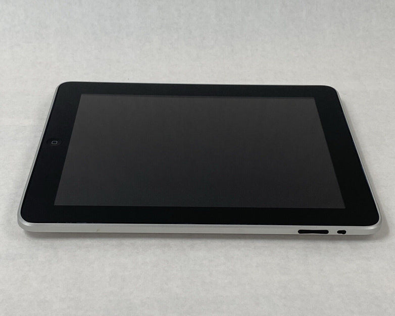 Apple iPad 1st Gen A1219 32GB 9.7" Wi-Fi Silver iOS 5.1.1