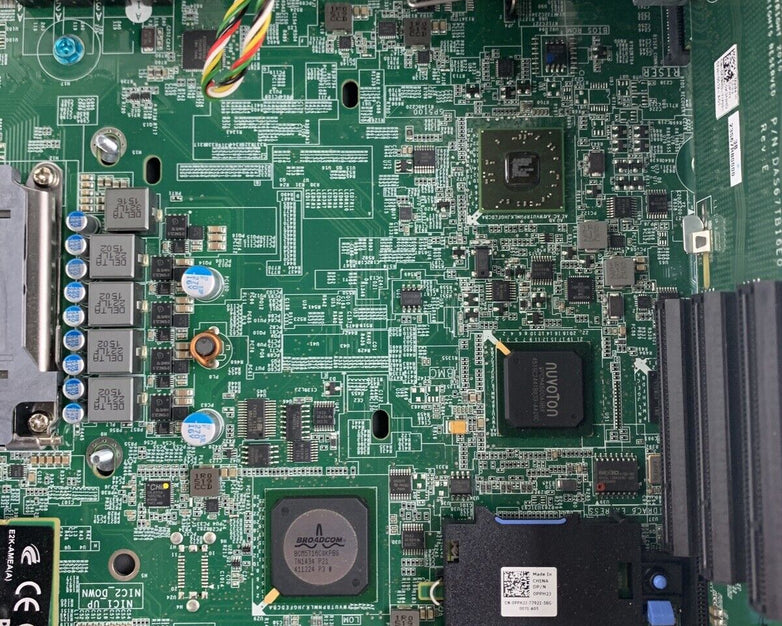 Dell PowerEdge R515 Server 1x Opteron 4310 EE 2.2 GHz 32 GB RAM No HDD No OS