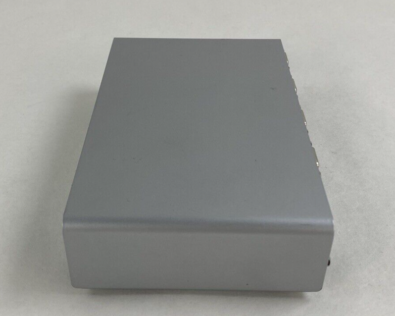 Manhattan 8 Port Video Splitter 150Mhz Power Tested