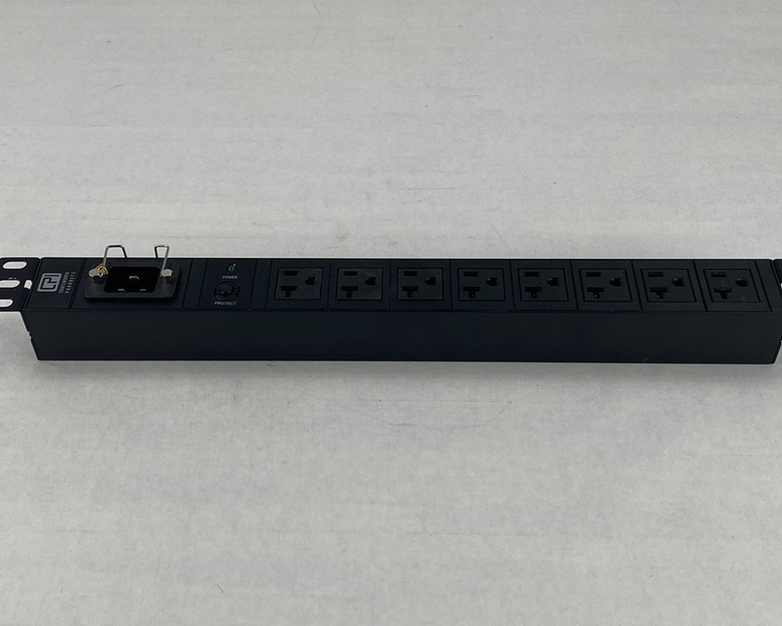 Chatsworth Products 025-907005-028 125VAC 2000W 8 Outlet Power Distribution Unit