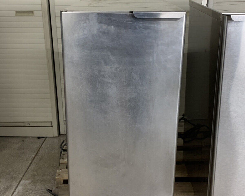 Hoshizaki Ice Maker AM-50BAE-AD Commercial Ice Maker Untested For Parts & Repair