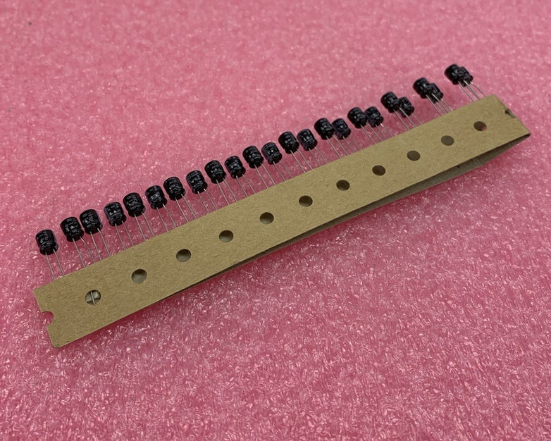ELNA 16V 22µF Electrolytic Capacitor (Lot of 24)