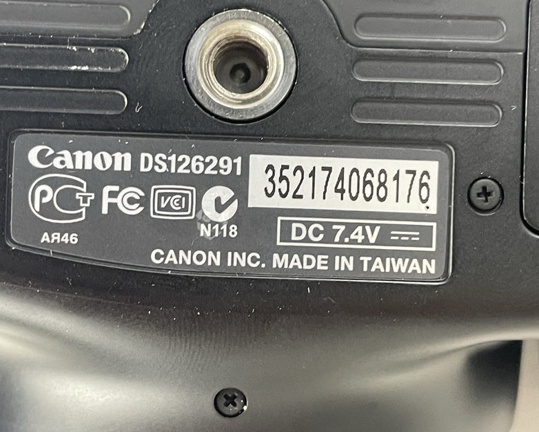 Canon DS126291 EOS Rebel T3 Power Tested No Memory Card