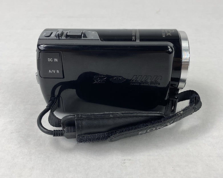 Sony HDR-XR160 Digital HD Video Camera Recorder with AC Adapter Power Tested