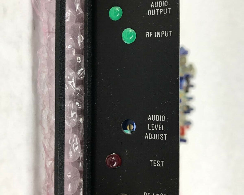 ARTEL R3118 Satelite Equipment