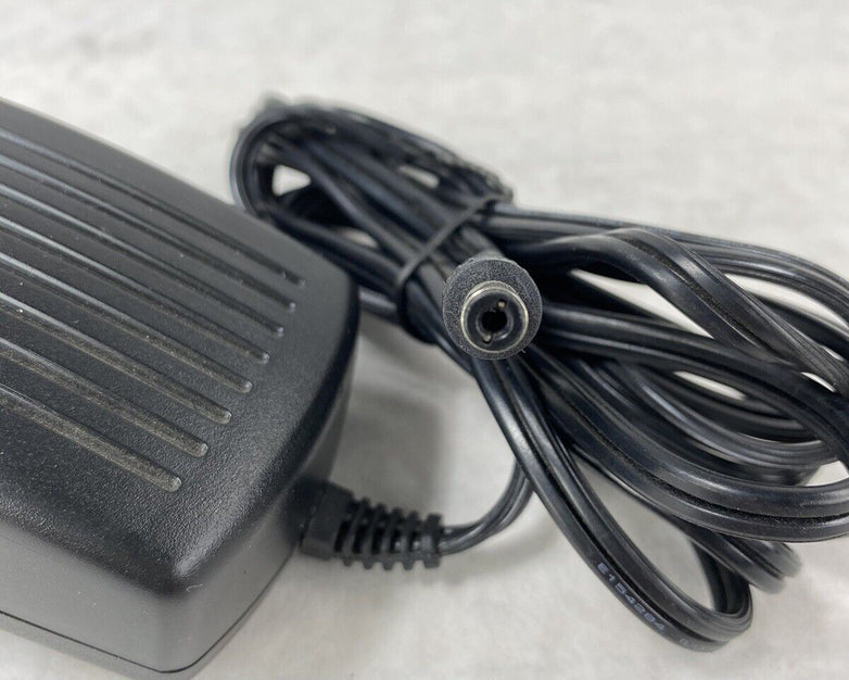 DVE Switching Power Supply DSA-0151A-05A