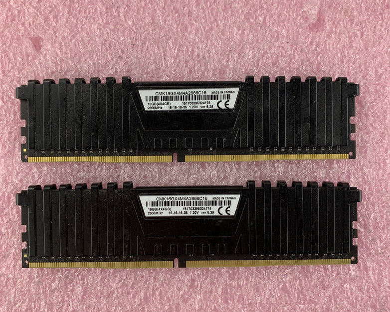 Corsair Vengeance CMK16GX4M4A2666C16 LPX Series 16 GB PC4 DDR4-2666MHz Lot of 2
