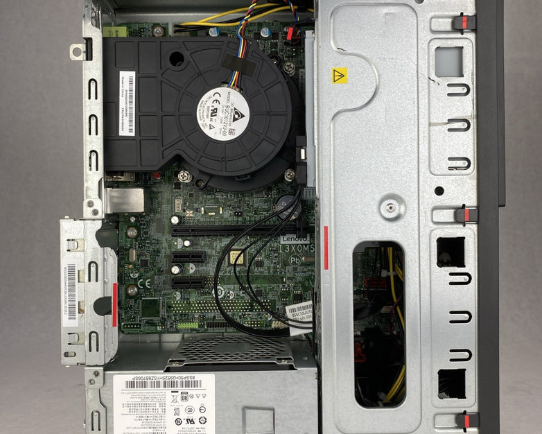 Lenovo ThinkCentre M720s SFF Intel Core i5-8500 3.0GHz 8GB RAM DVDRW No HDD OS