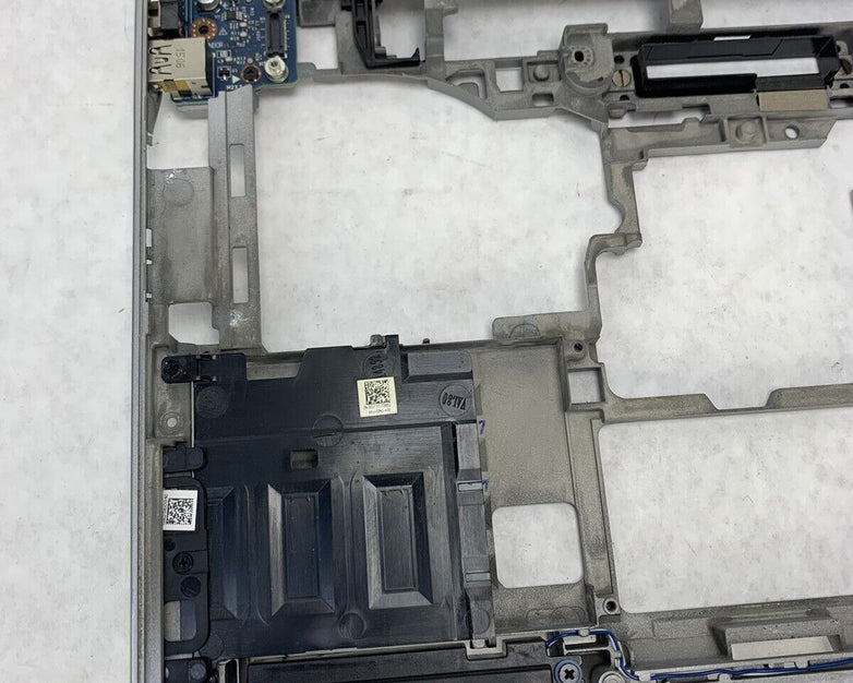 Lot 5 OEM Dell Latitude E6440 Bottom Base Chassis Assembly 7VNN5 99F77 099F77