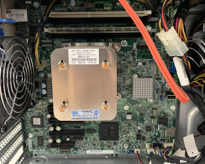 HP Proliant ML310e Gen8 v2 Server Xeon E3-1220 V3 3.1 GHz 8 GB Ram No HDD No OS